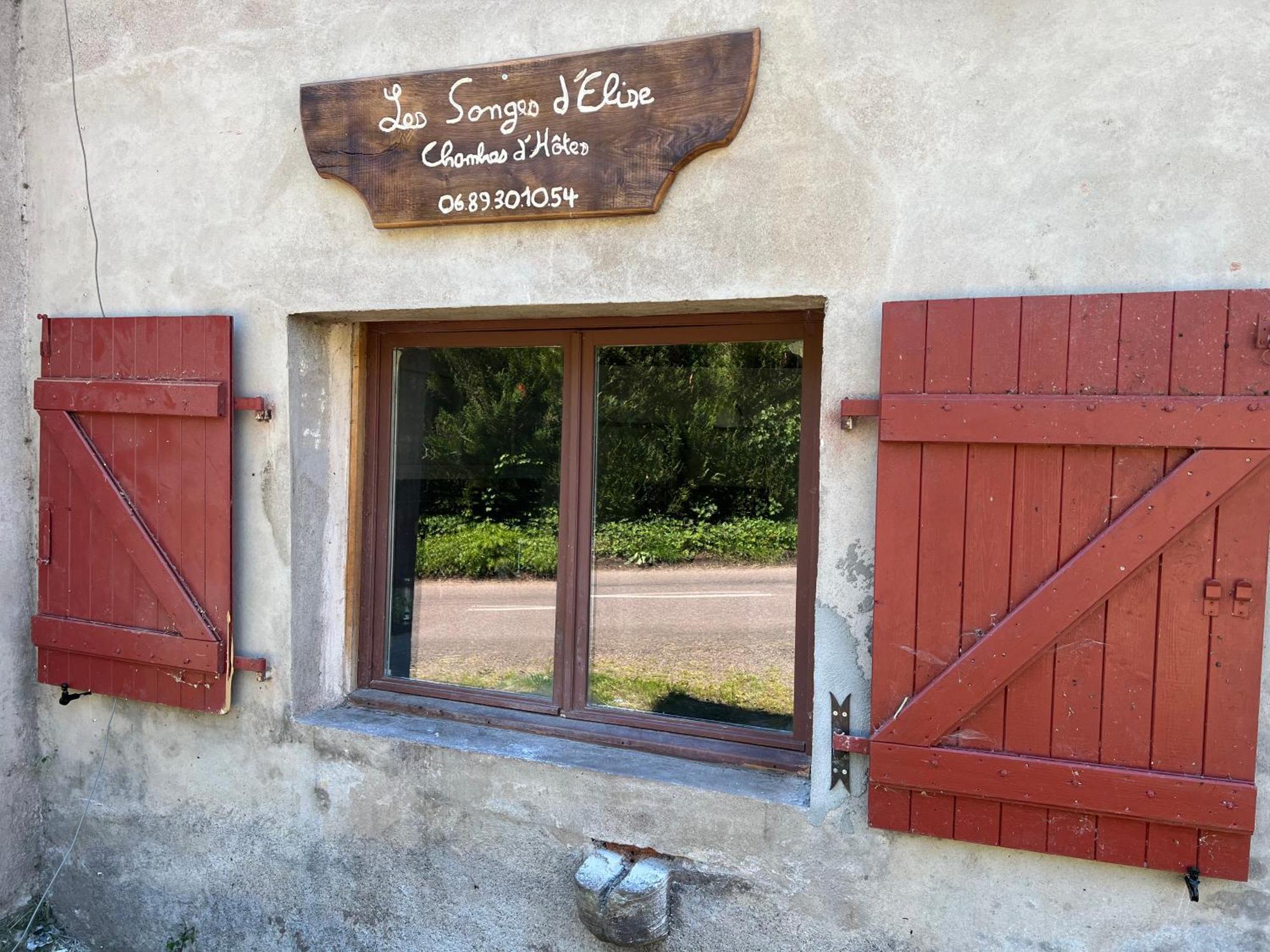Appartement Aux Songes D'Elise à Belmont  Extérieur photo