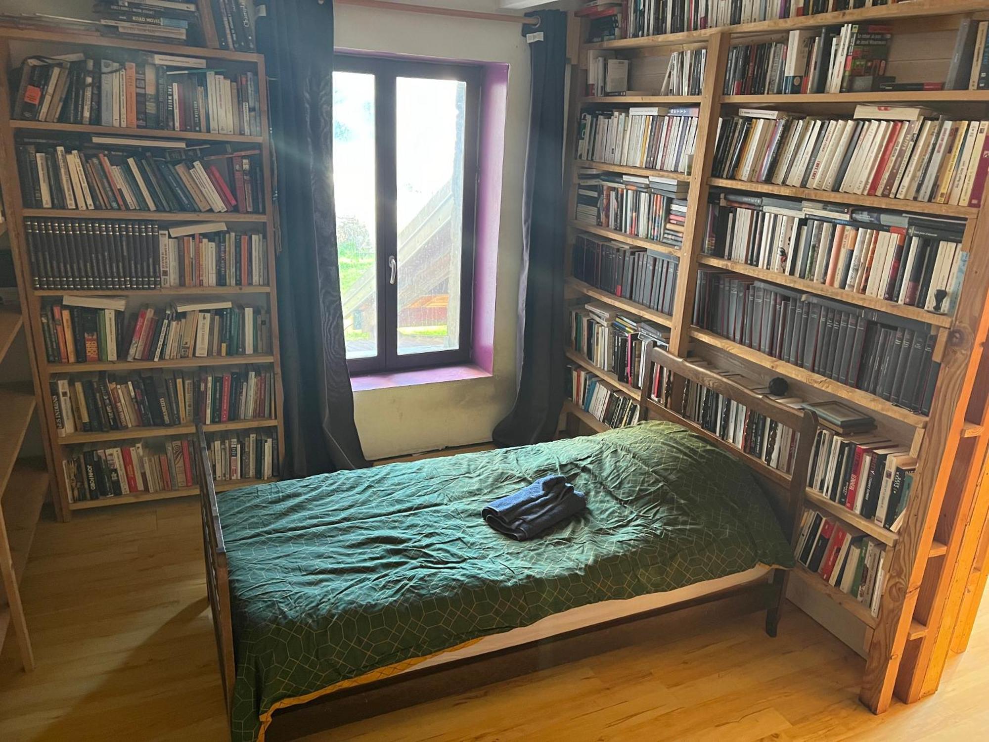 Appartement Aux Songes D'Elise à Belmont  Extérieur photo